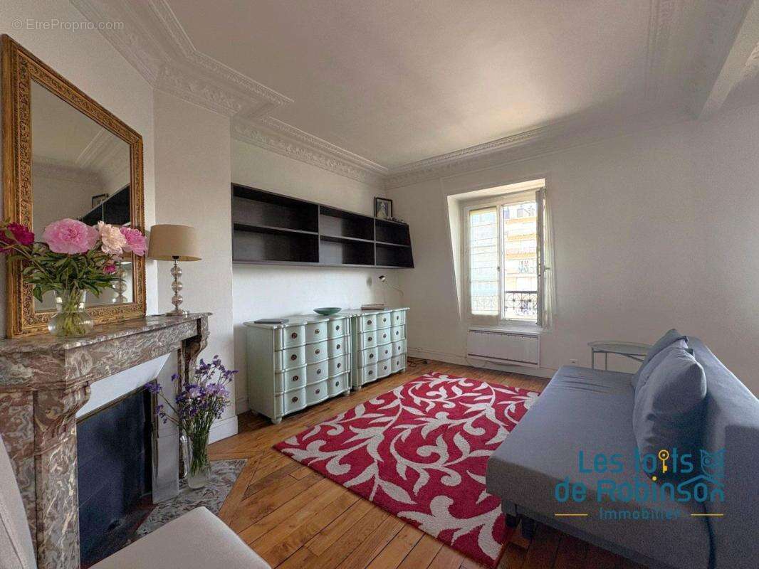 Appartement à PARIS-15E