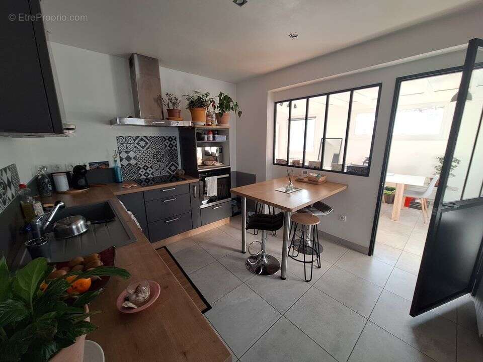 Maison à BOURG-LES-VALENCE