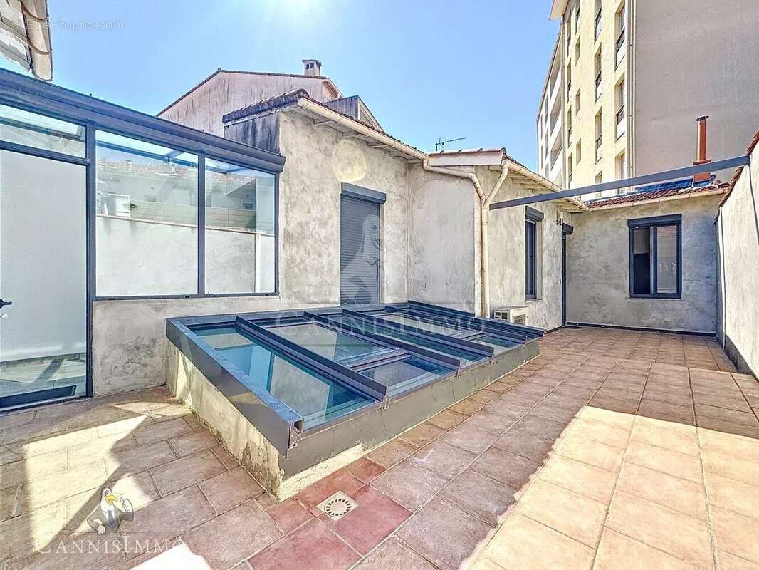 Appartement à CANNES
