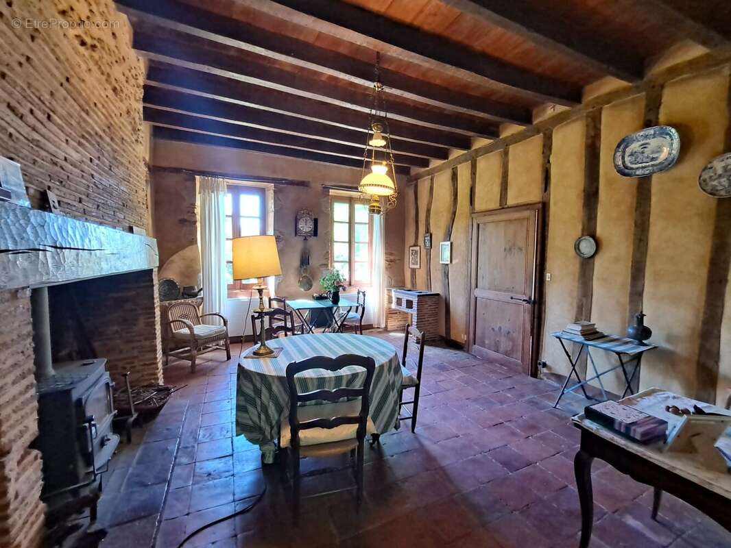 Maison à EAUZE
