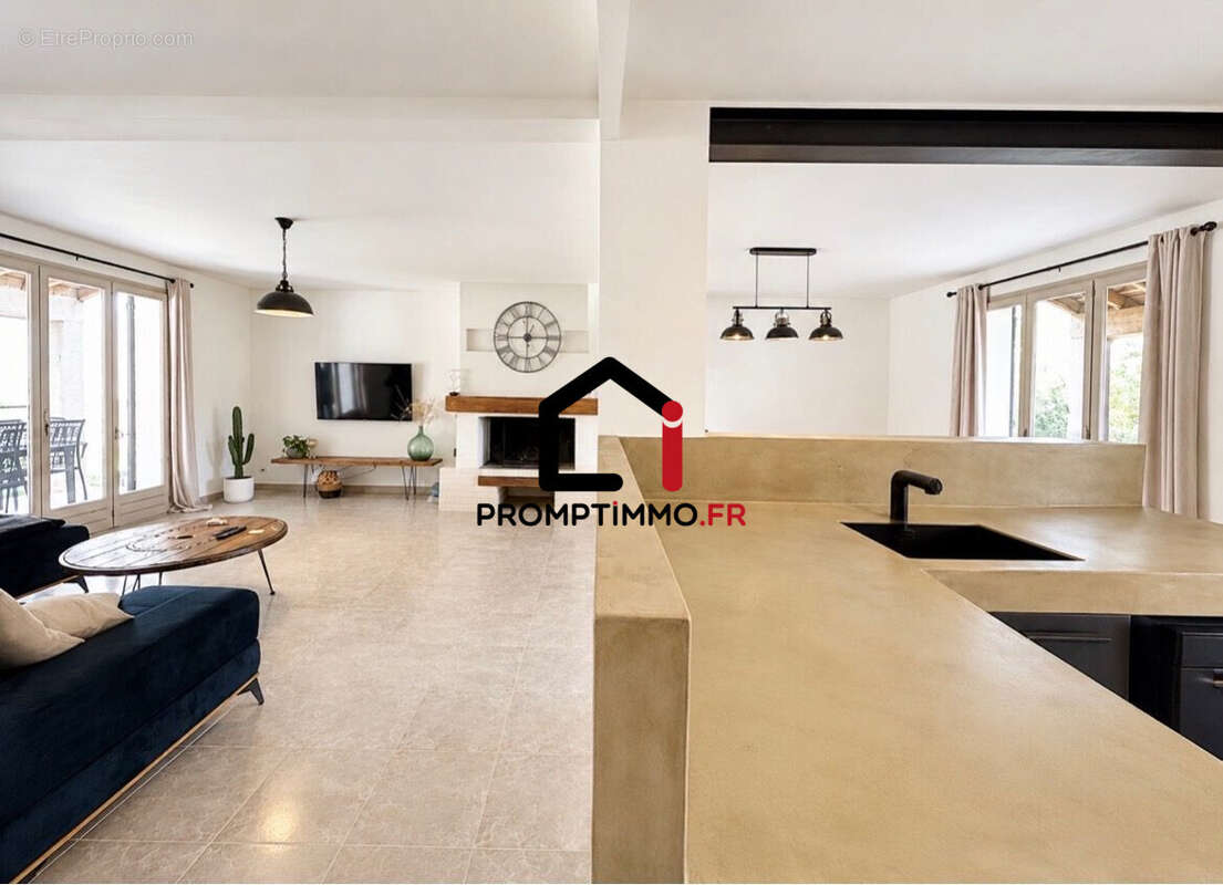 Maison 221 m² à Lucciana  - photo 3