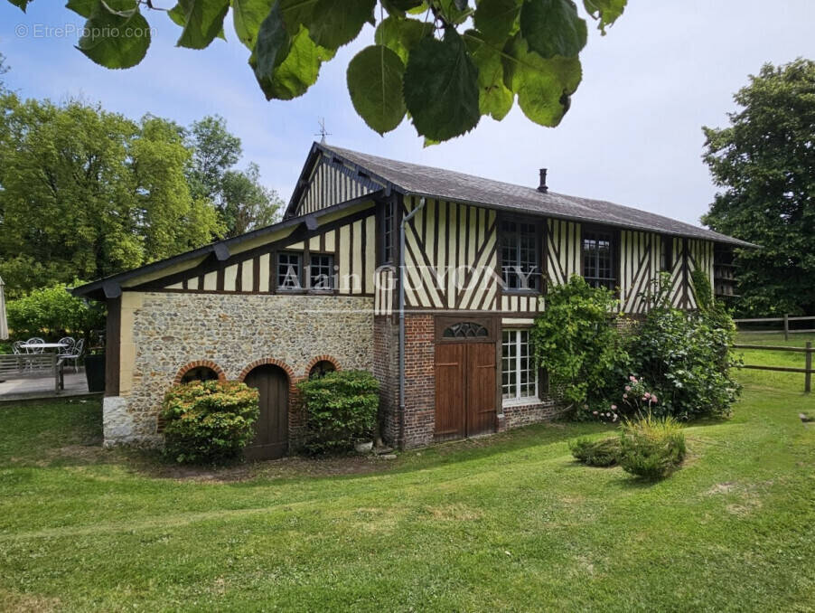 Maison à PONT-L'EVEQUE