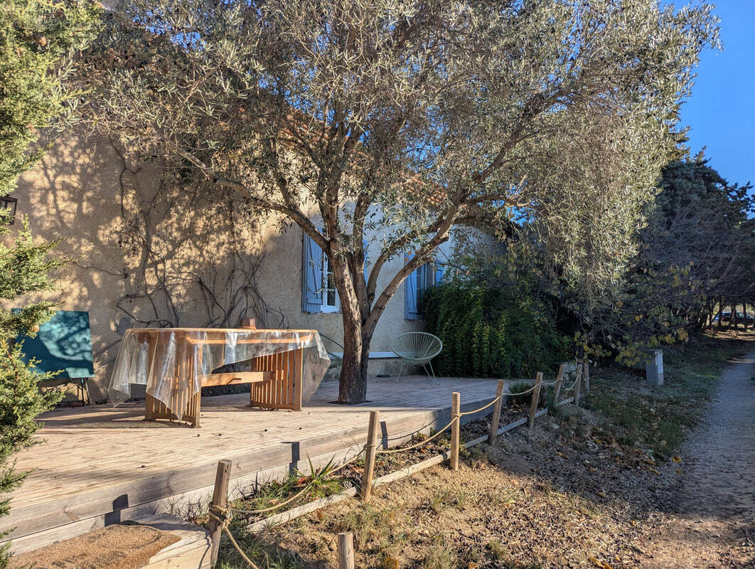 Le trésor caché: Belle propriété aux portes de Gruissan, un bien d'exception avec 24 690m2 de terrain! - photo 25