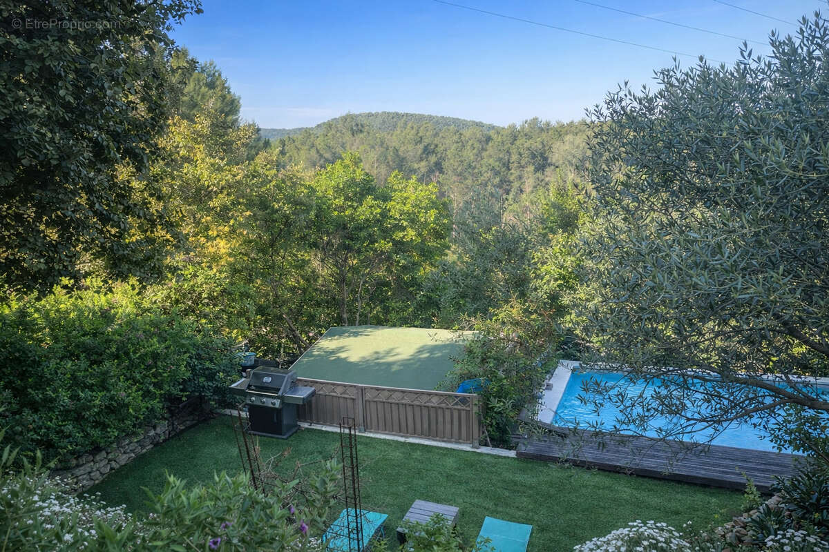 Appartement à LE BEAUSSET