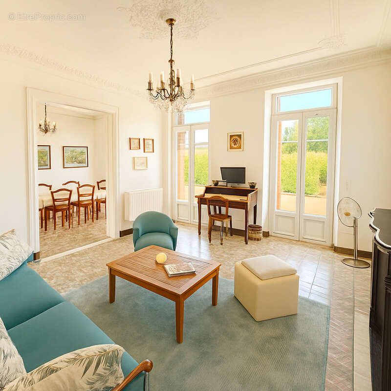 Maison à SOLLIES-TOUCAS