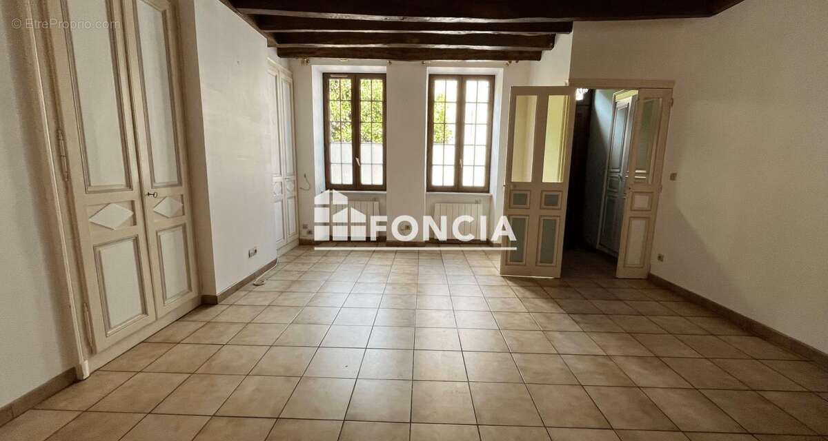 Maison à FRESNAY-SUR-SARTHE