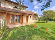 Photo 1 - Maison à PEYRIEU