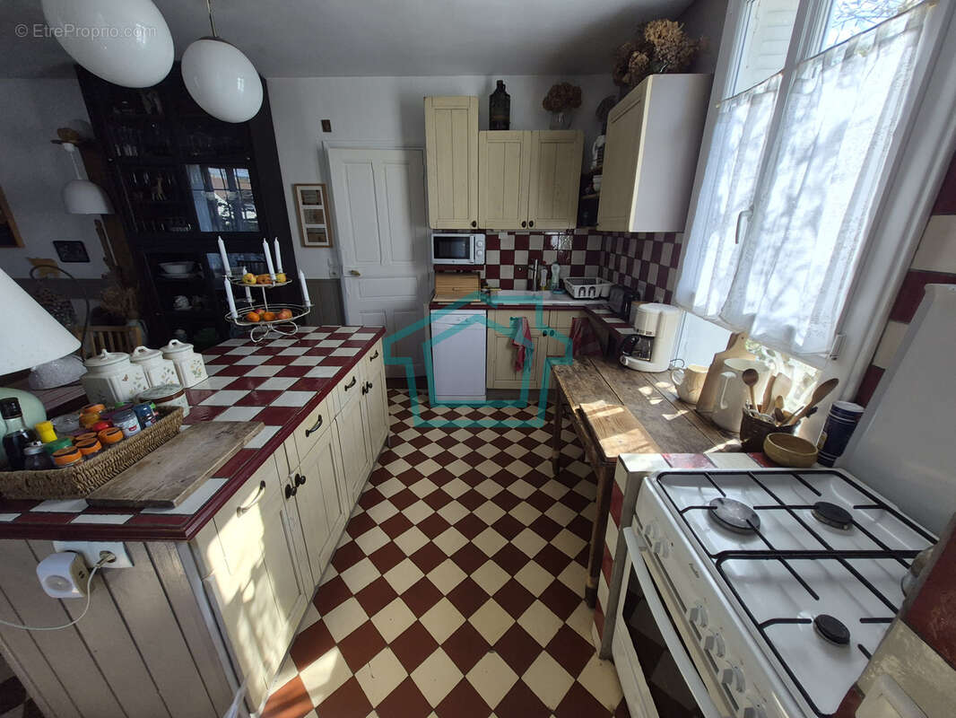 Maison à THOIRY