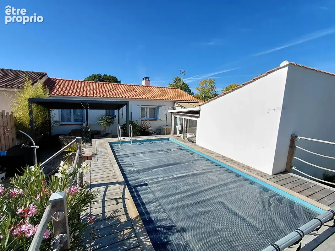 Maison centre ville de challans ! 85 m² hab +  17 m² studio ! - photo 10
