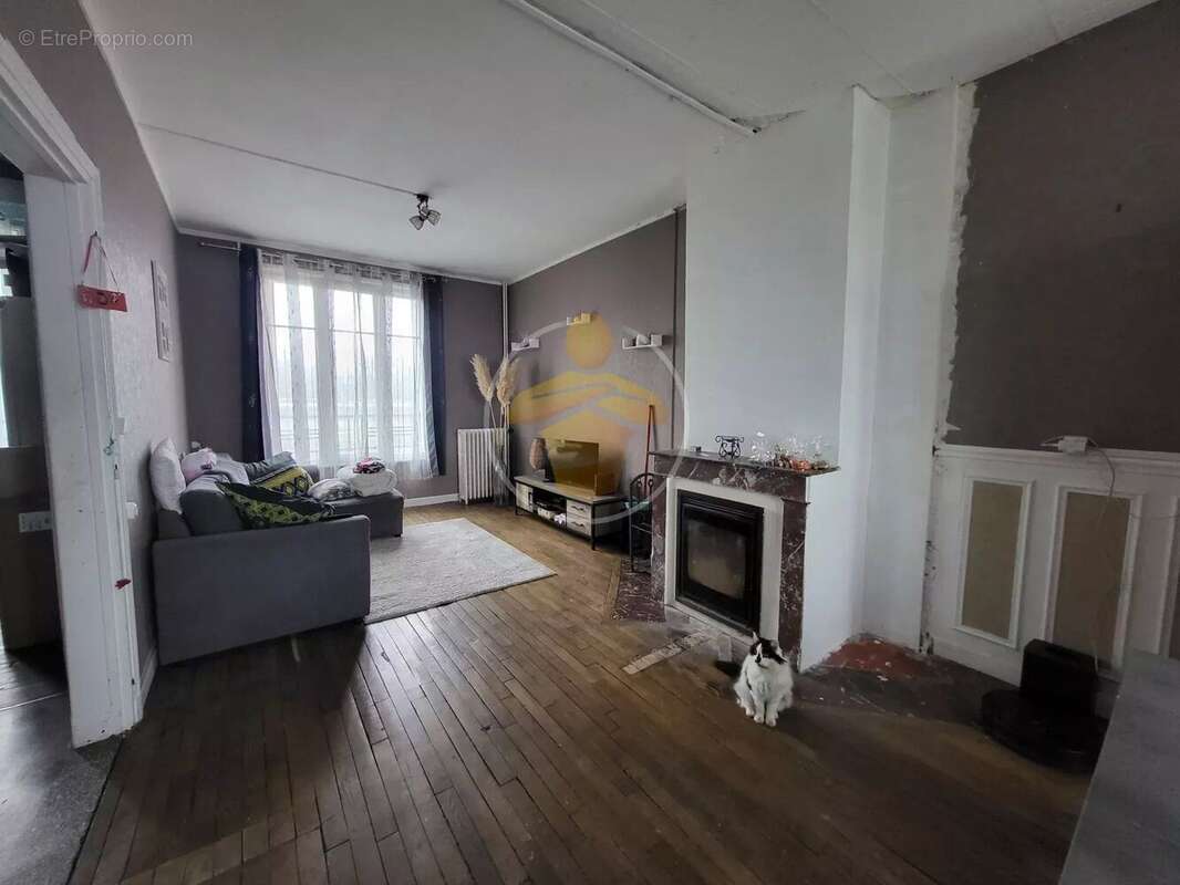 Maison à CHAUNY