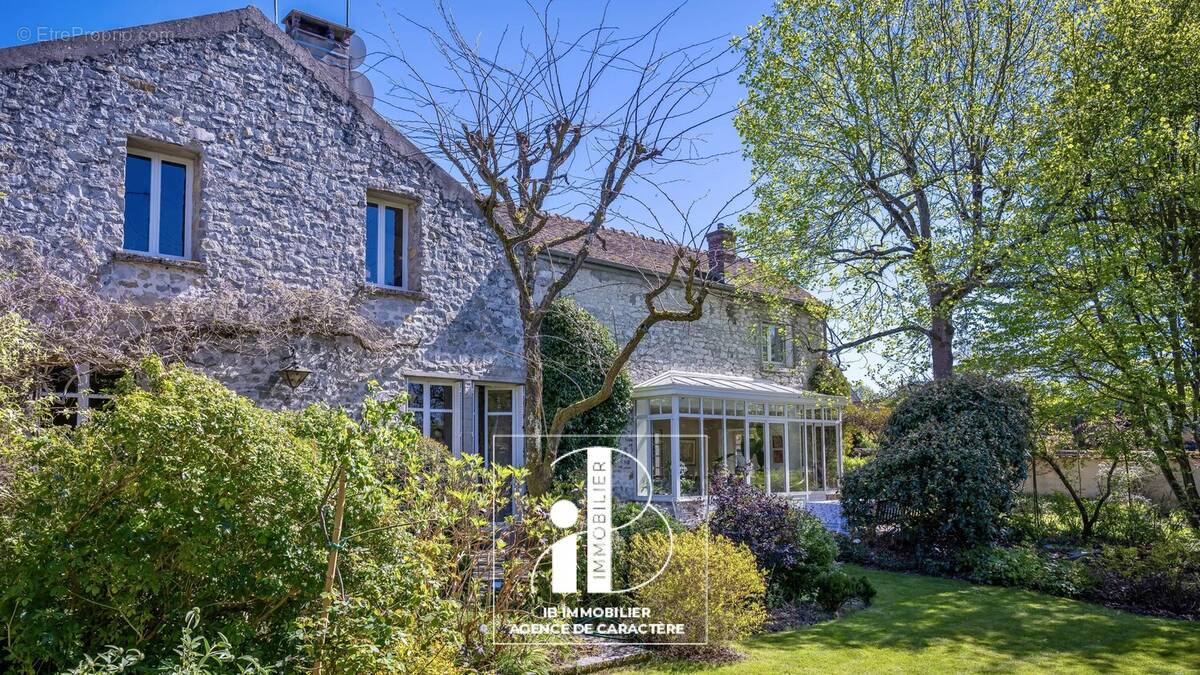 Maison à BOURRON-MARLOTTE