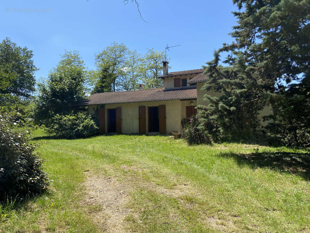 5 MN ANNONAY, maison de 128m2 sur un terrain de 3141m2 - photo 7