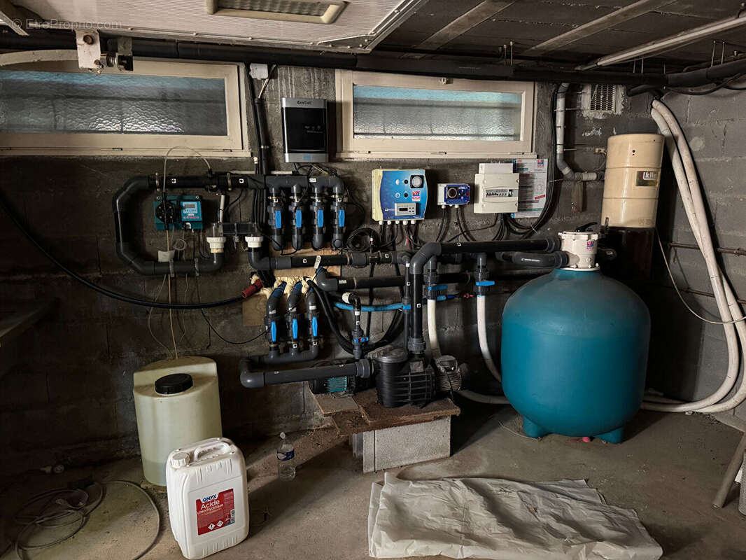 Maison à SAINT-PRYVE-SAINT-MESMIN