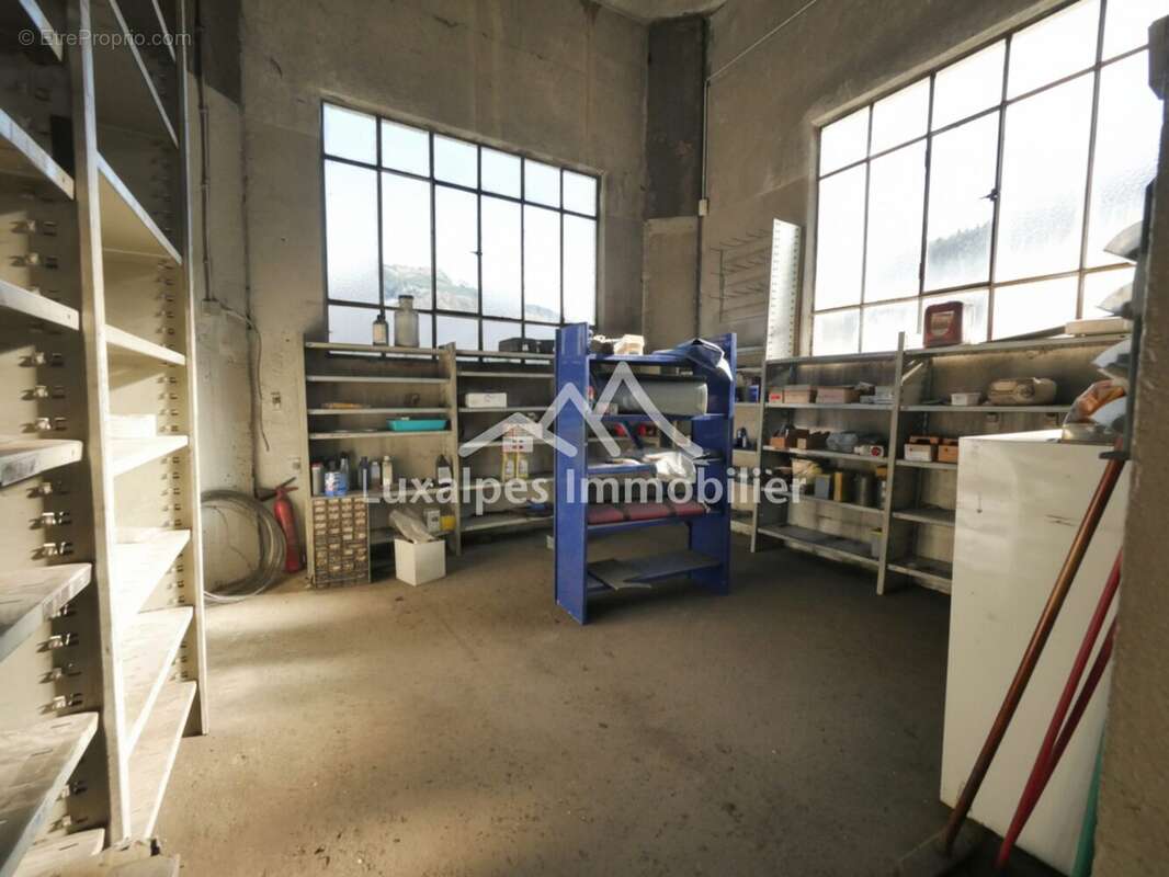 Commerce à LE GRAND-BORNAND