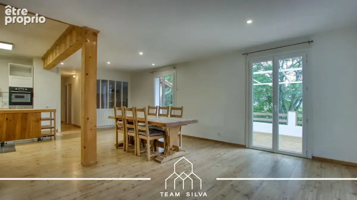 Maison 7 pièces 160 m² à vendre à Feyzin (69320) - photo 2