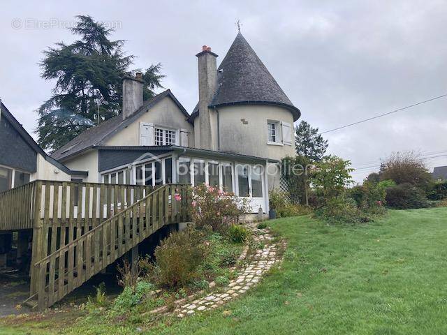 Maison à LE BOURGNEUF-LA-FORET