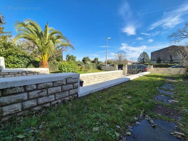 Maison à SAINT-SULPICE-DE-ROYAN