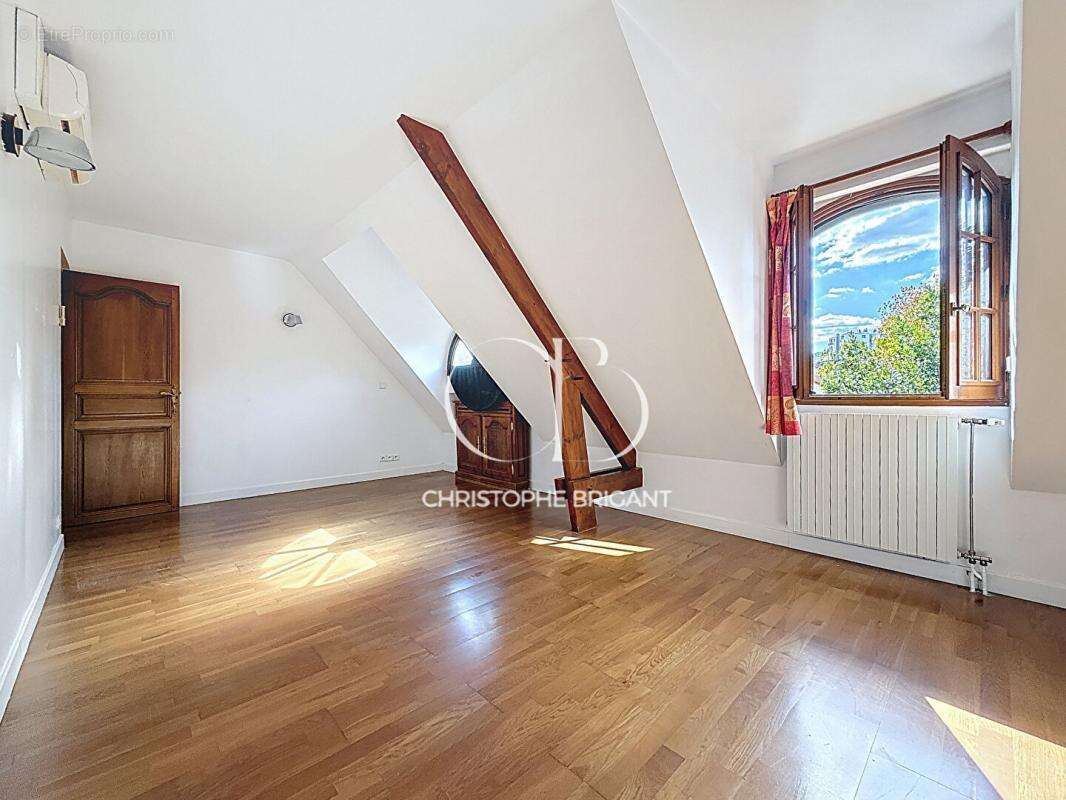Maison à VILLEJUIF