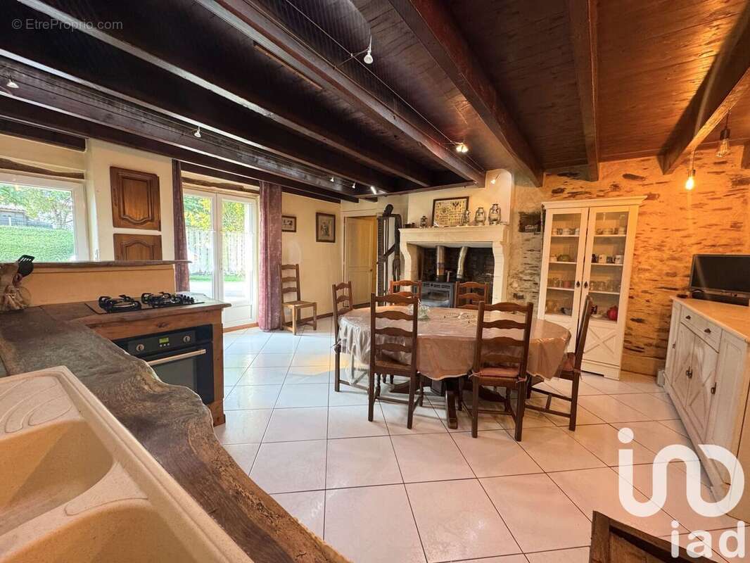 Photo 3 - Maison à MOUILLERON-EN-PAREDS