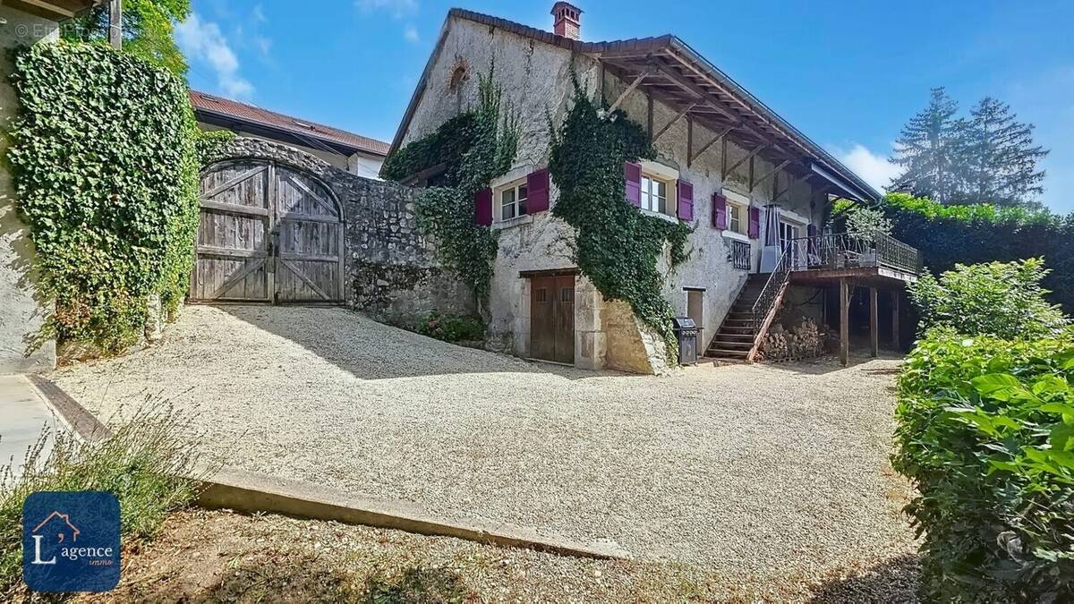 Maison à VANZY