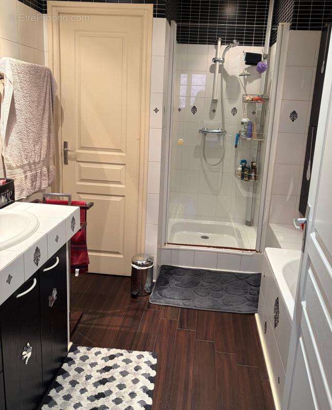 Appartement à CARRIERES-SUR-SEINE