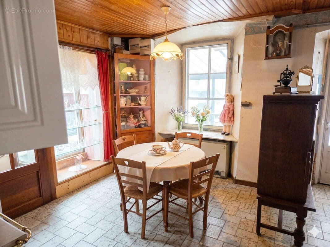 Maison à LES ESTABLES