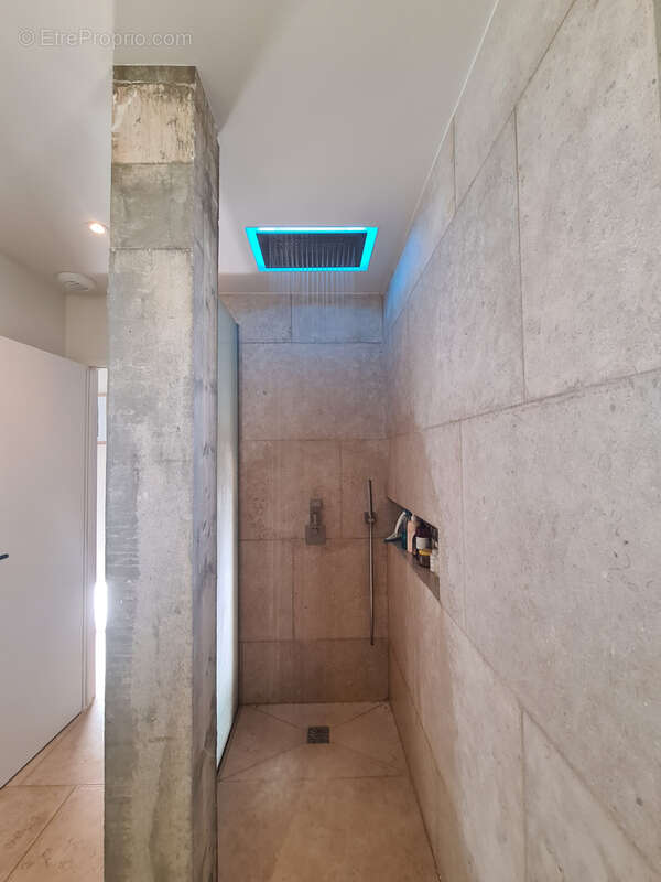 Maison à RESTINCLIERES