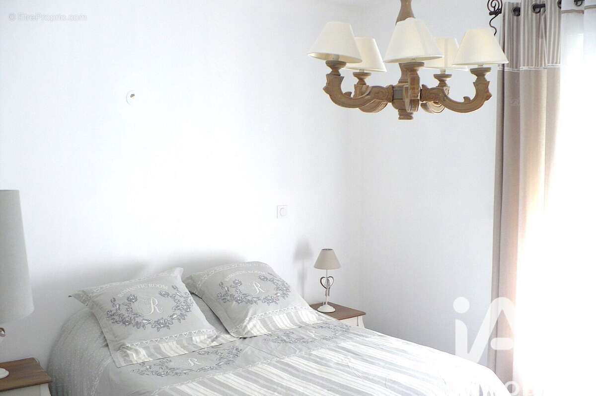 Maison 120 m² à Les Mees  - photo 9