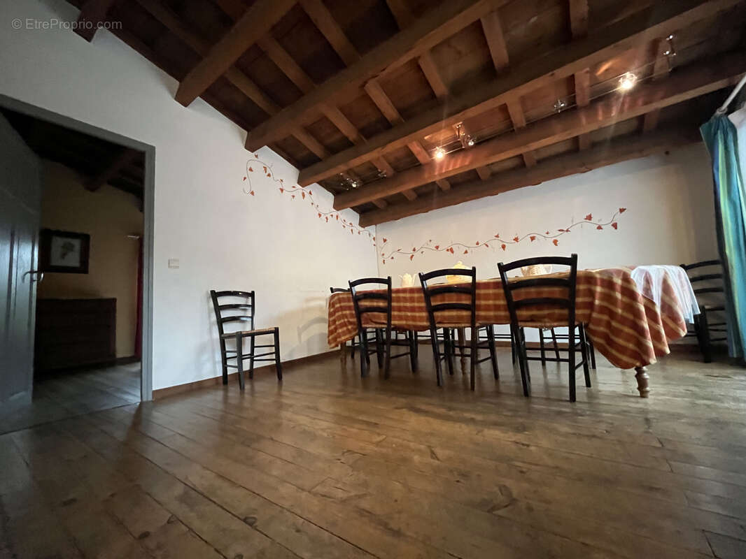 Maison à CASCASTEL-DES-CORBIERES