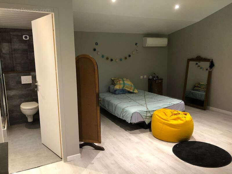 Maison à SAINT-ANDRE-DE-CUBZAC