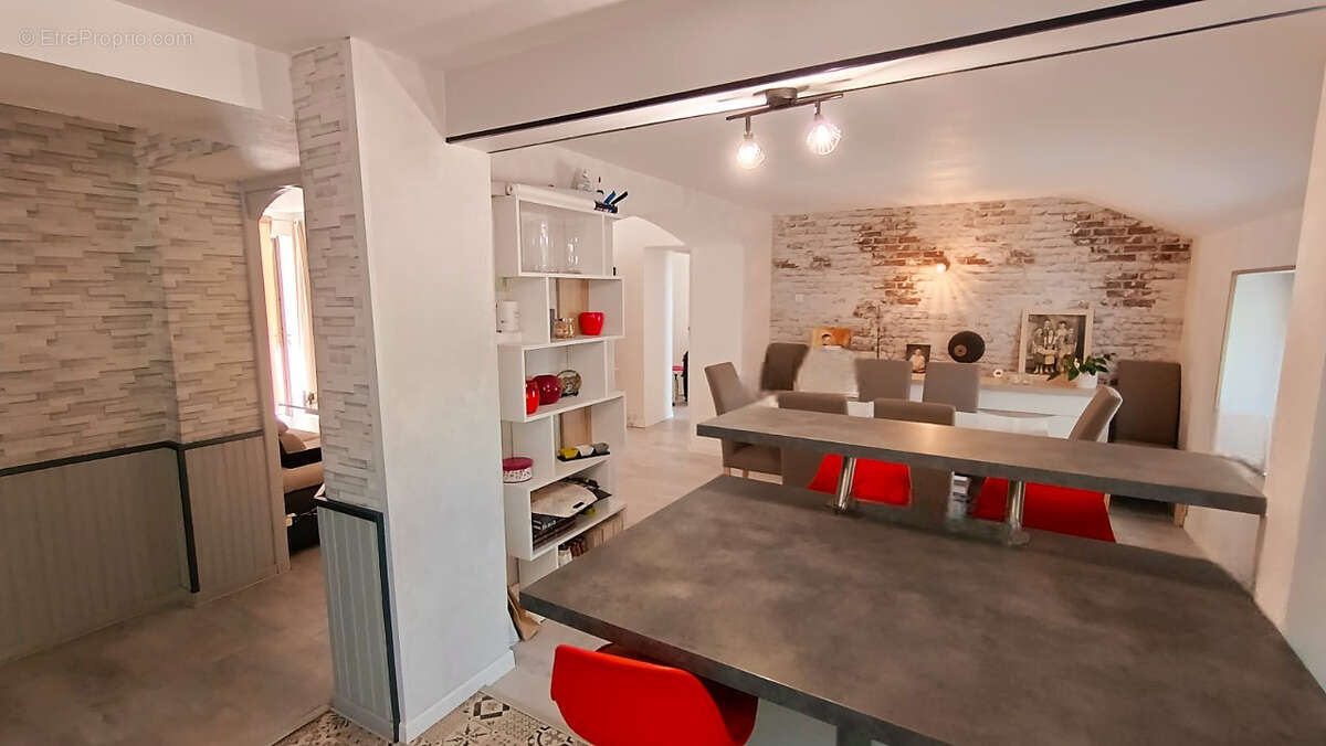 Maison à BRETTE-LES-PINS