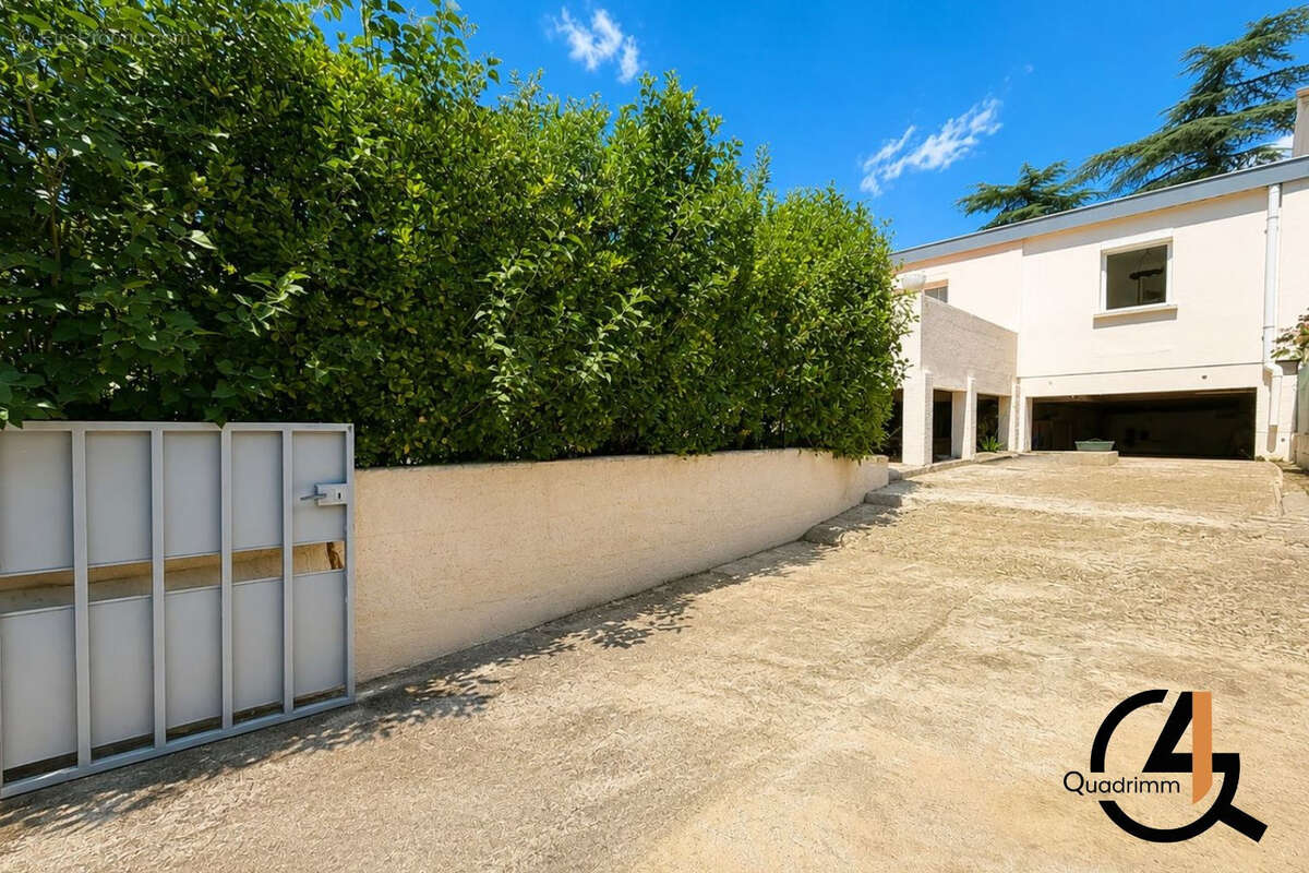 Maison à JACOU