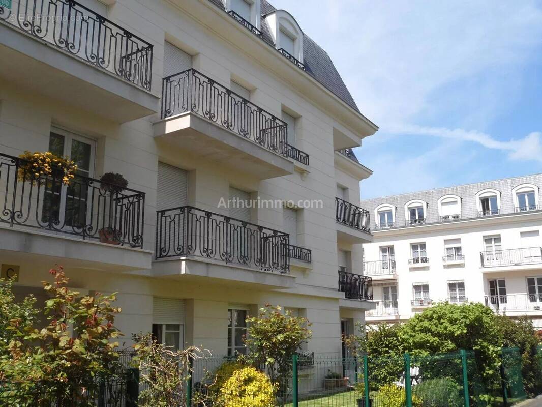 Appartement à SAINT-FARGEAU-PONTHIERRY