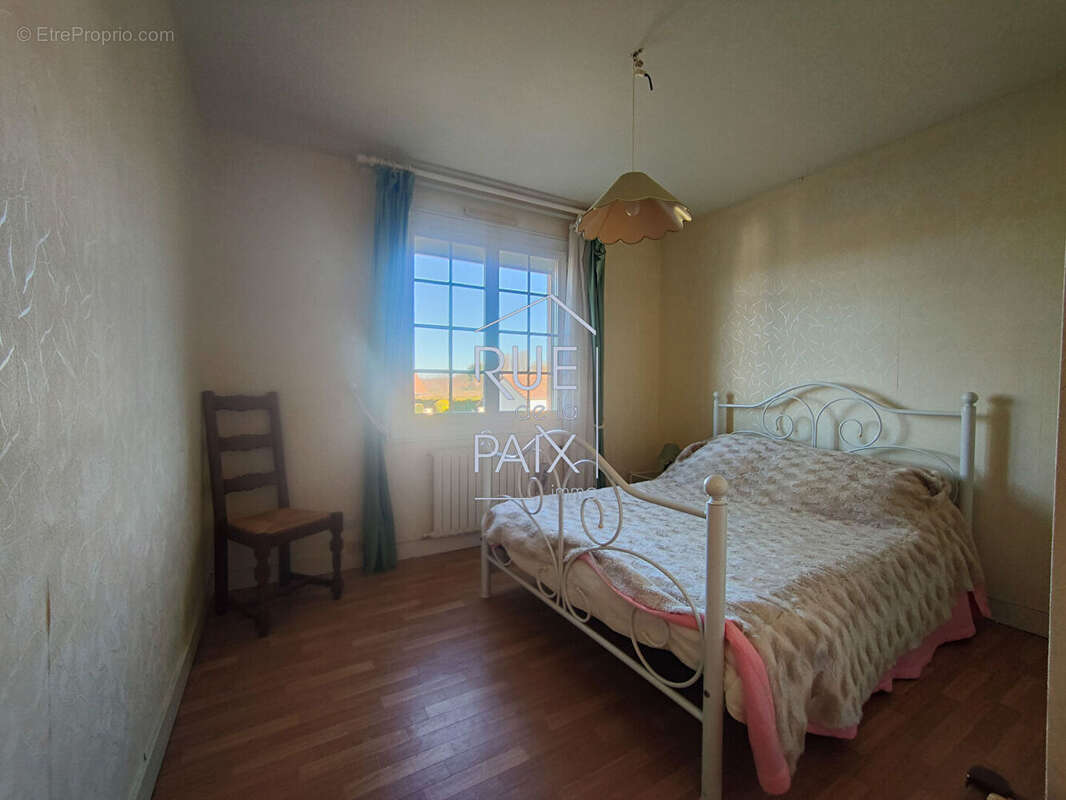 Maison à CHATELLERAULT