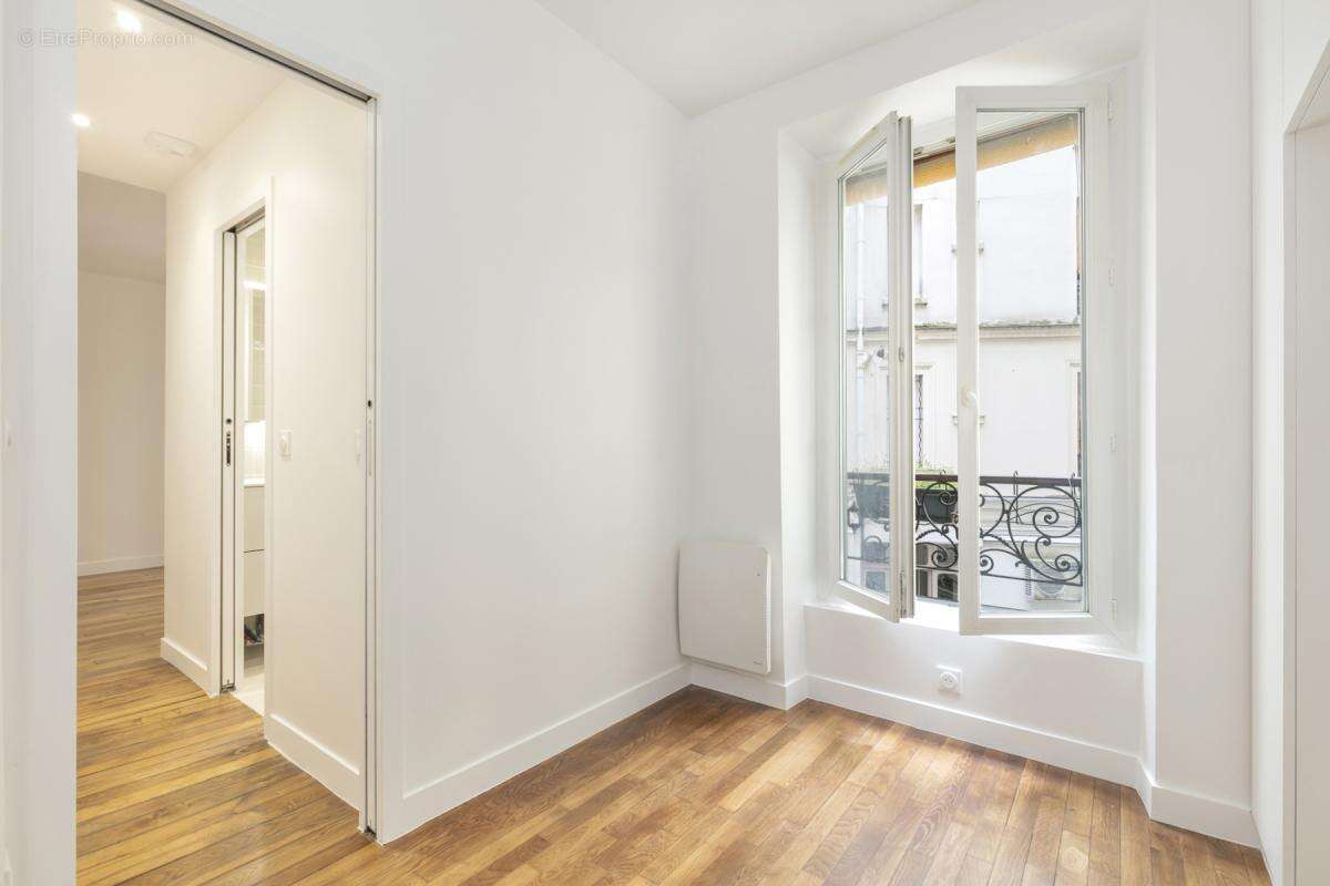 Appartement à PARIS-11E