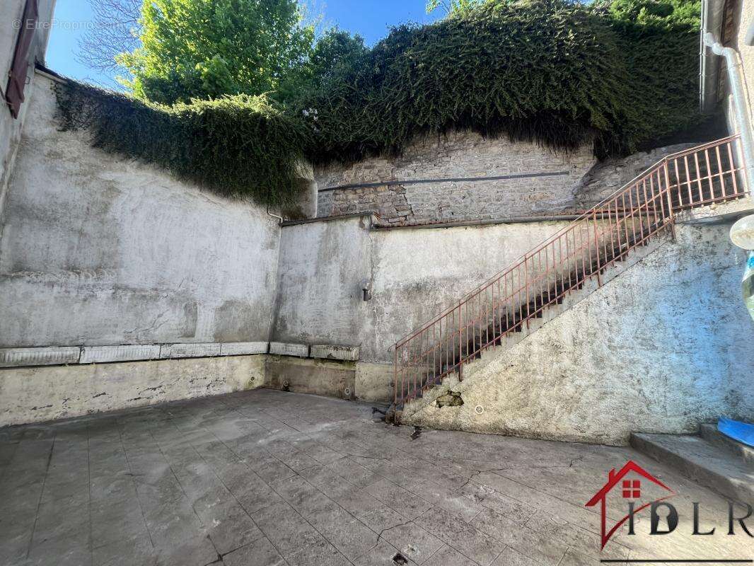 Maison à BOURBONNE-LES-BAINS