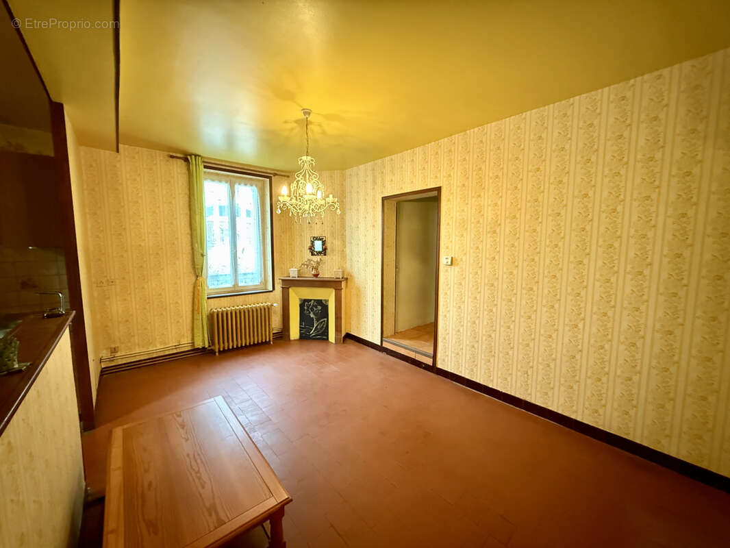 Maison de plain-pied type 4 sur 177 m2 de terrain - photo 2