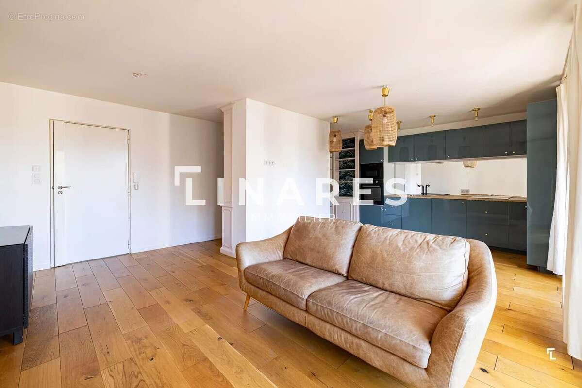 Appartement à MARSEILLE-6E