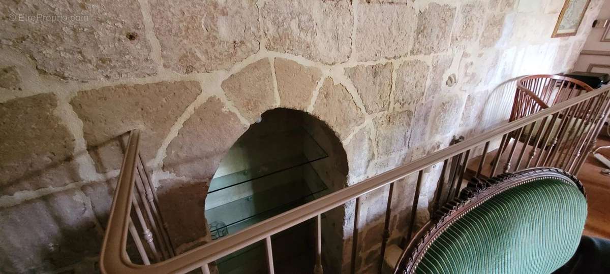 Maison à SAINT-JEAN-D&#039;ANGELY