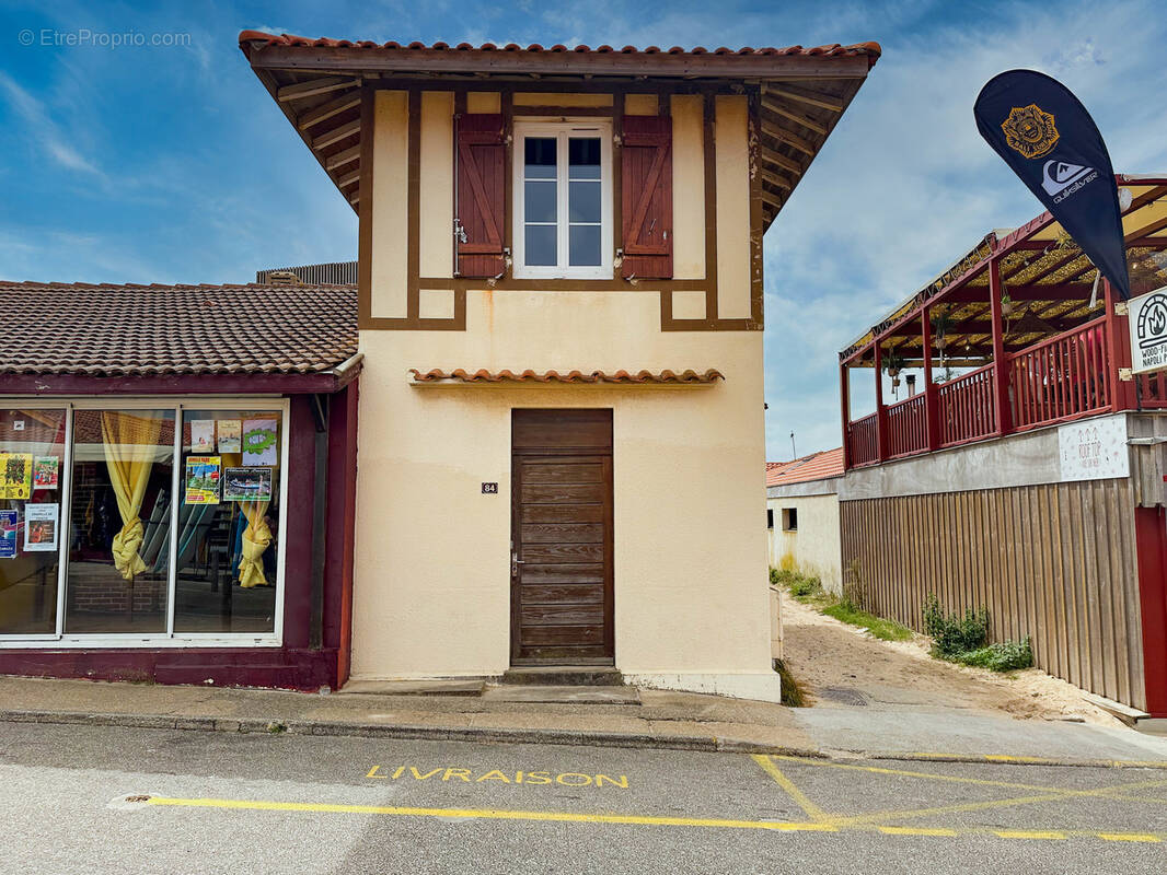 Photo 1 - Maison à SAINT-JULIEN-EN-BORN
