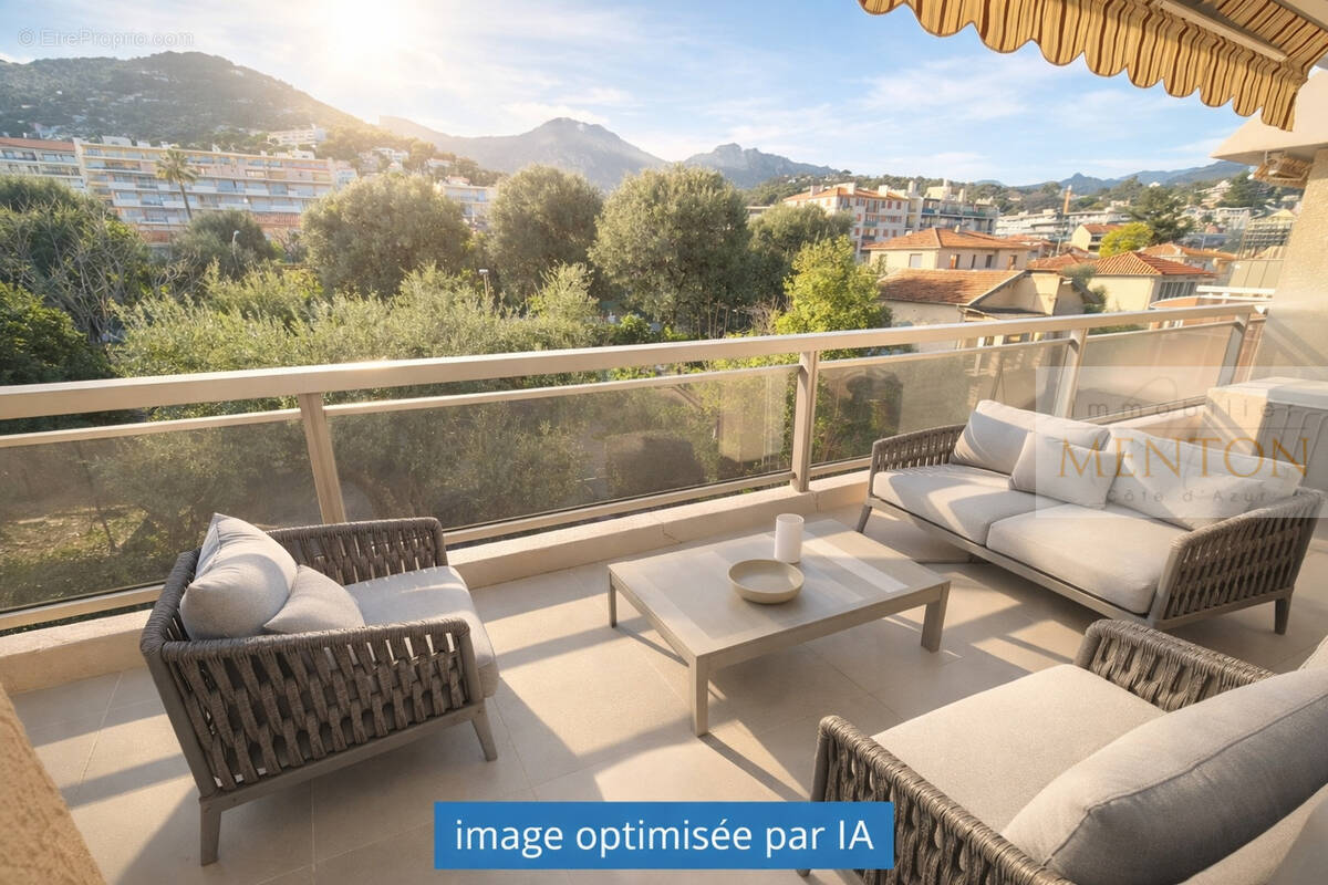 Appartement à ROQUEBRUNE-CAP-MARTIN