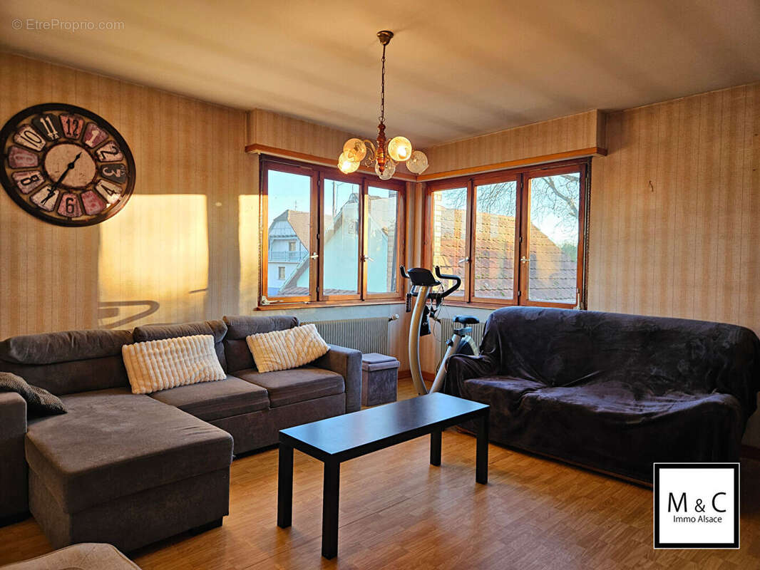 Maison à OBERHOFFEN-LES-WISSEMBOURG
