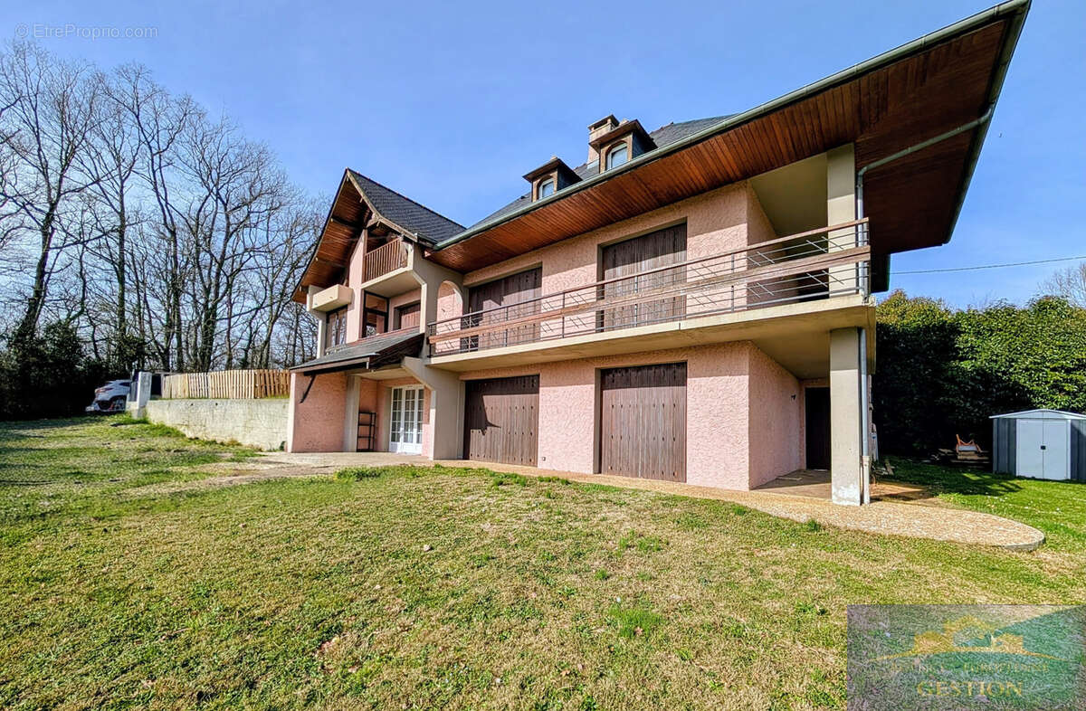 Maison à AUREILHAN