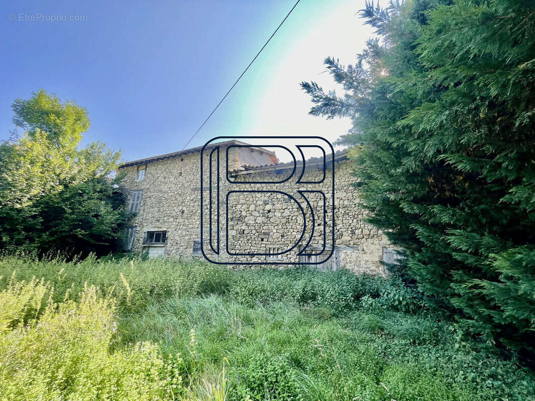 Maison à ARLANC