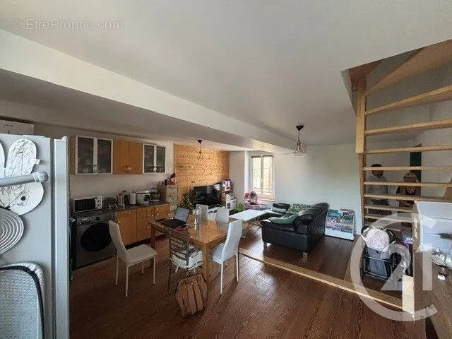 Appartement à OISSERY