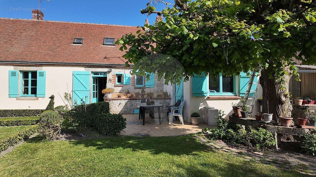 Maison à CHILLEURS-AUX-BOIS
