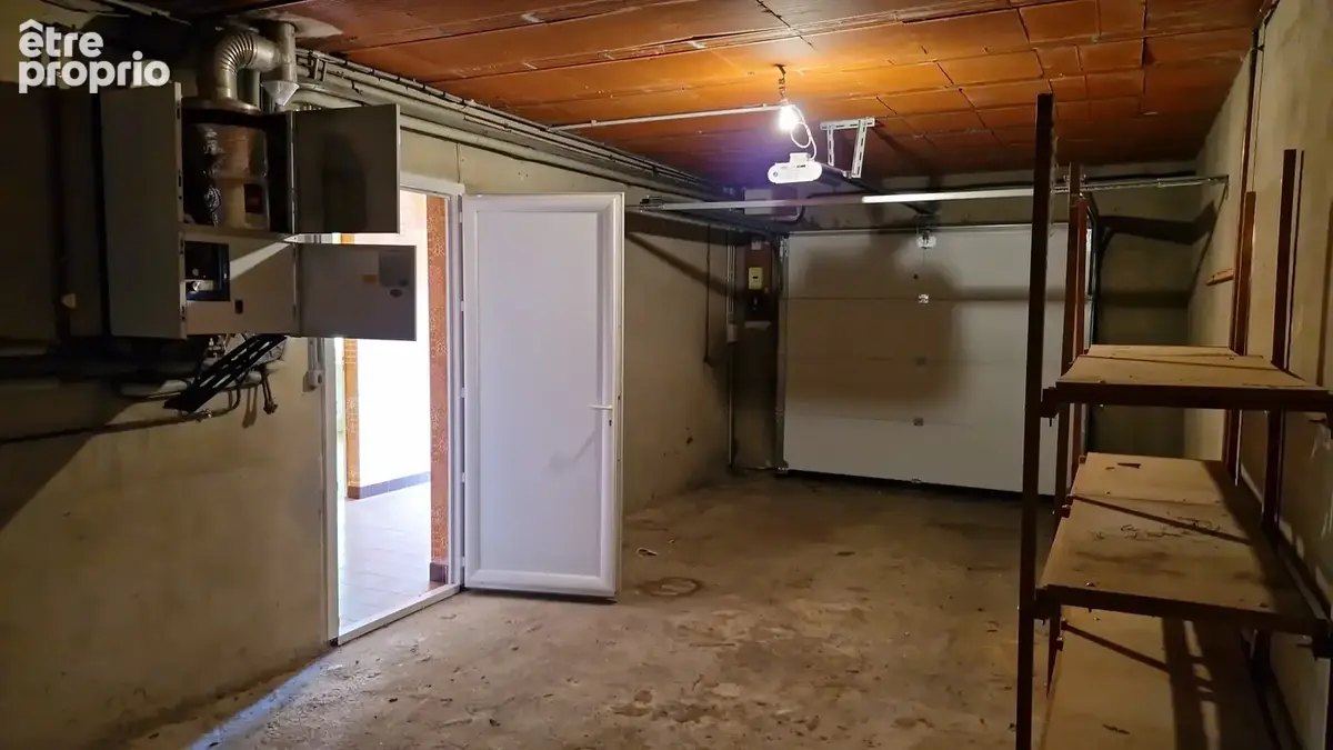Maison 4 chambres - garage - photo 19