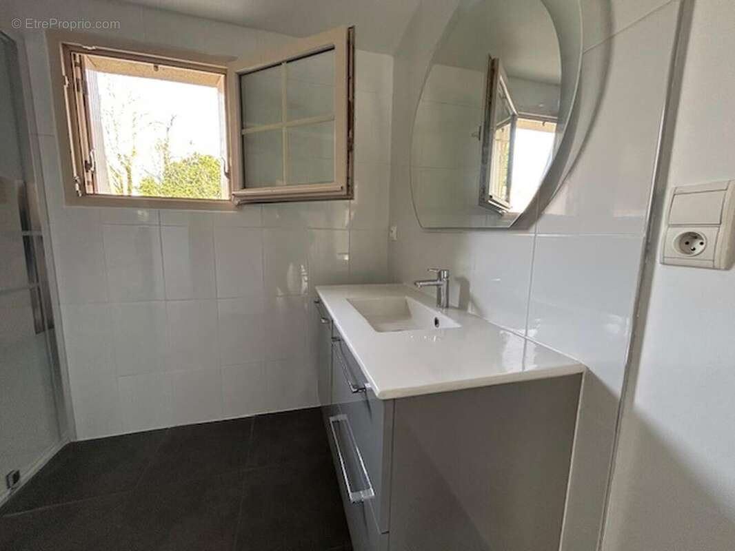 IMG9331 - Maison à SAINT-SYMPHORIEN