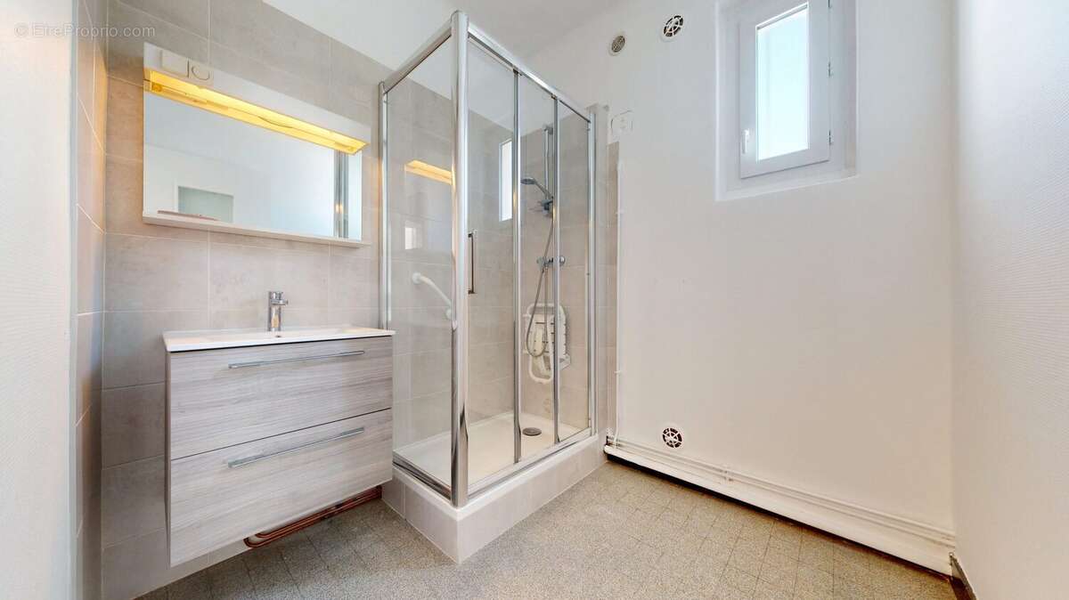 Appartement à VILLEURBANNE