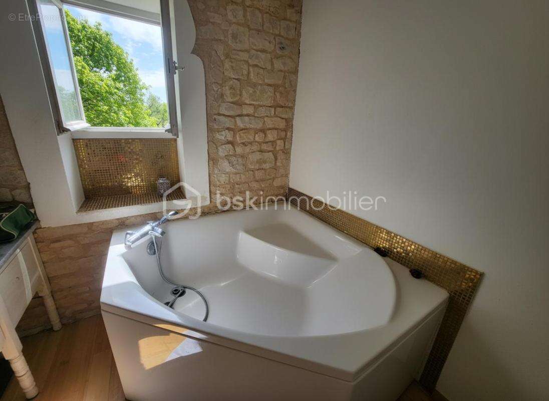 Maison à BOUGON